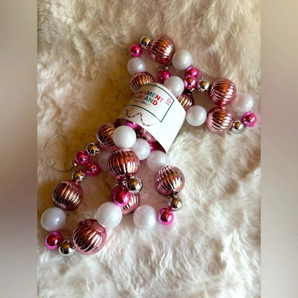 Pink white silver Holiday ornament Garland bulbs . 72 “ inch - NWTS